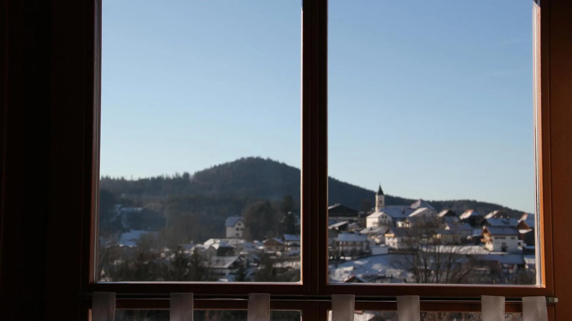 Apartmán Villa Relax - Ferienwohnungen & Hallenbad & Relaxgarten Bodenmais