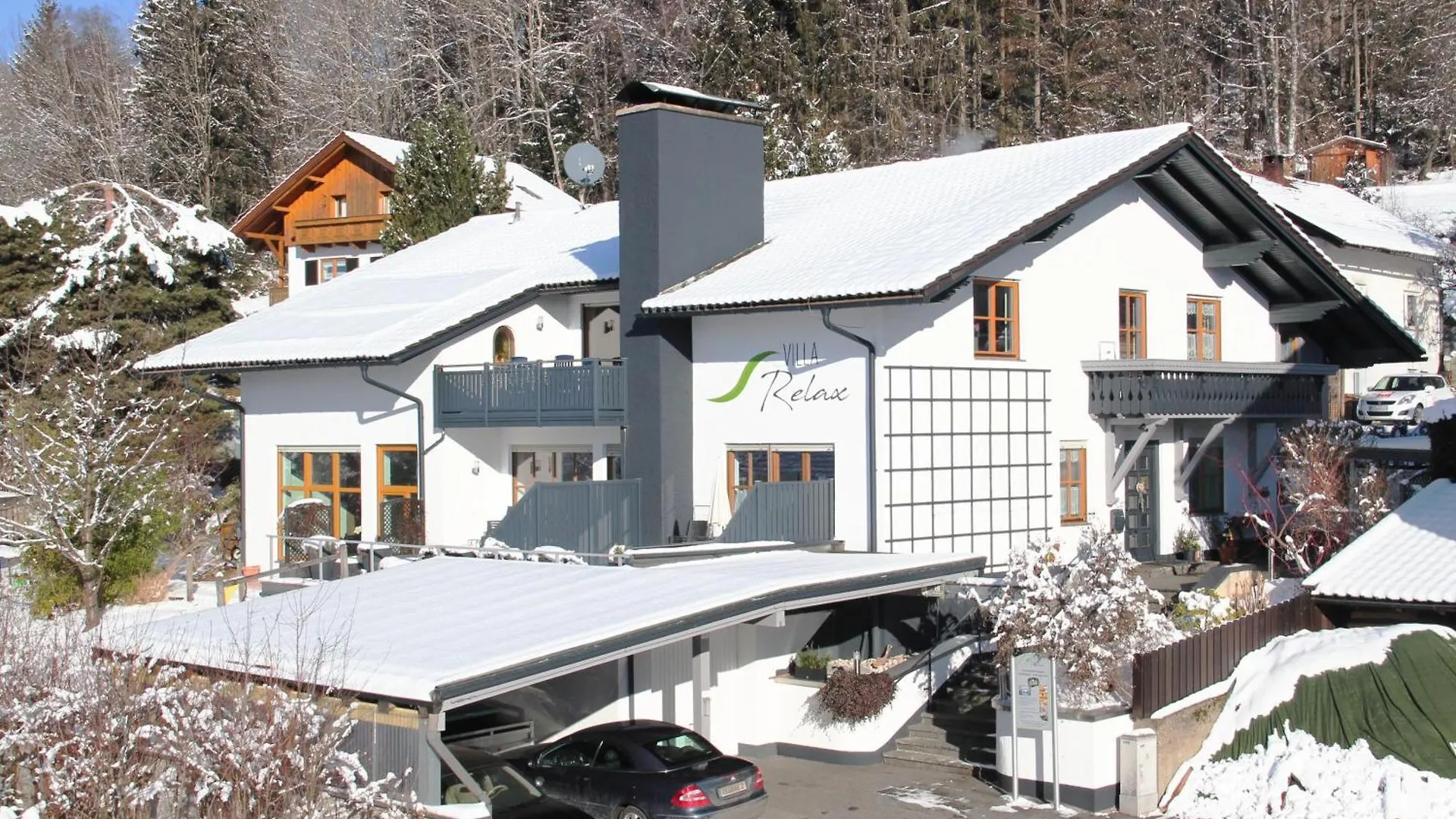 Villa Relax - Ferienwohnungen & Hallenbad & Relaxgarten Bodenmais