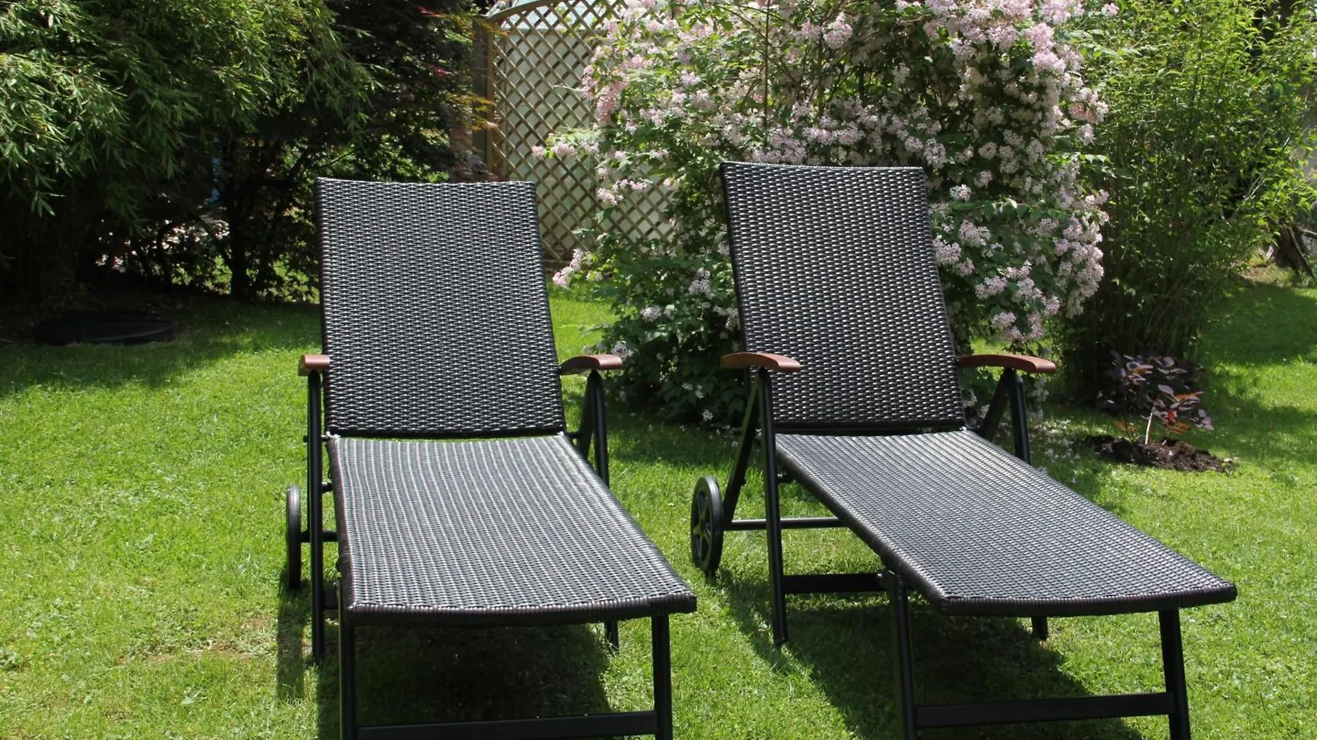 Villa Relax - Ferienwohnungen & Hallenbad & Relaxgarten Bodenmais Németország